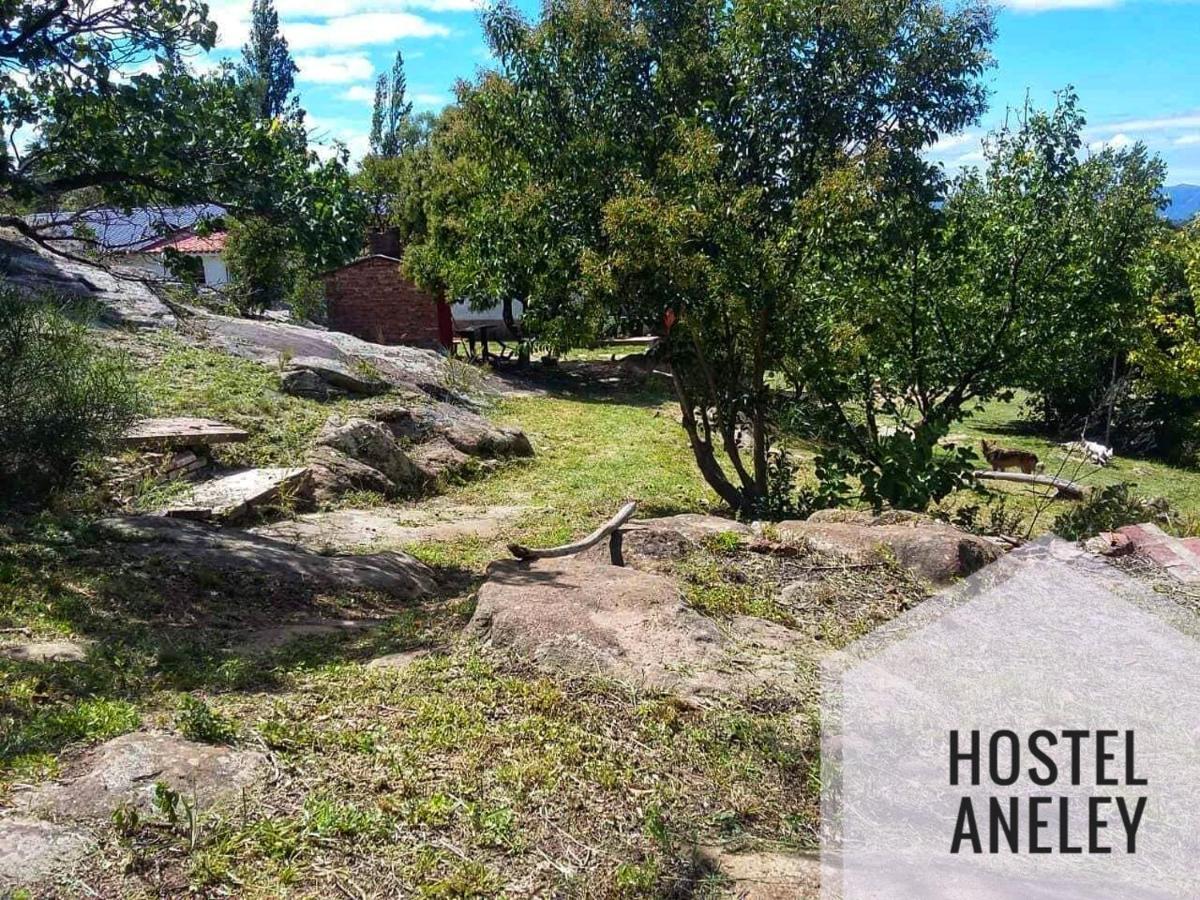 Hostel Aneley Tanti Exterior photo