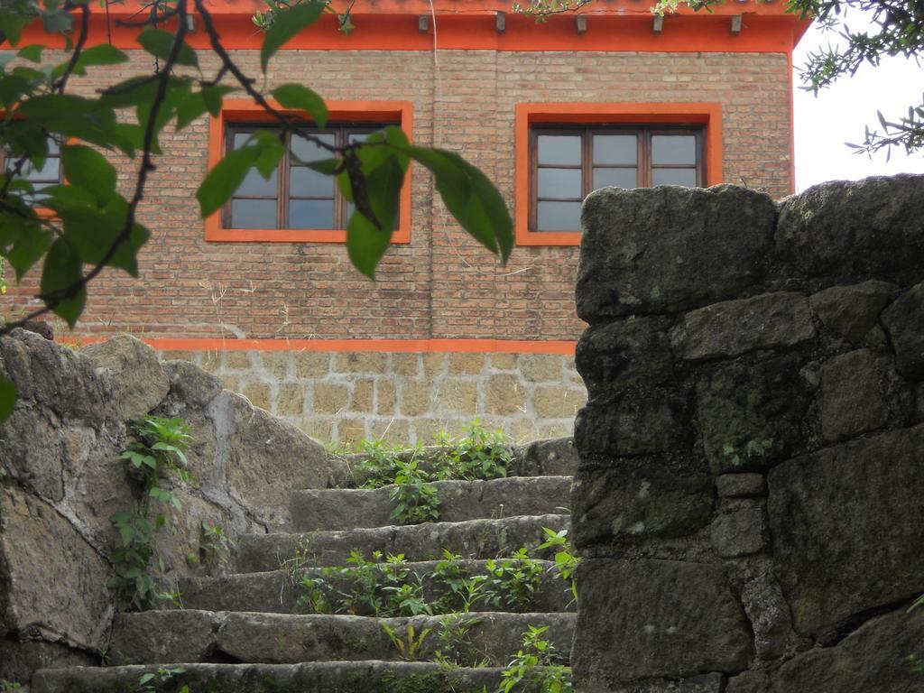 Hostel Aneley Tanti Exterior photo