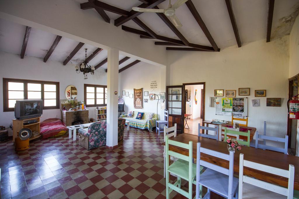 Hostel Aneley Tanti Exterior photo